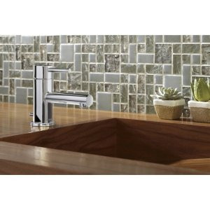 Moen One Handle Single Hole Low Profile Modern Bathroom Faucet with Drain Assembly in Matte Black - 6191BL