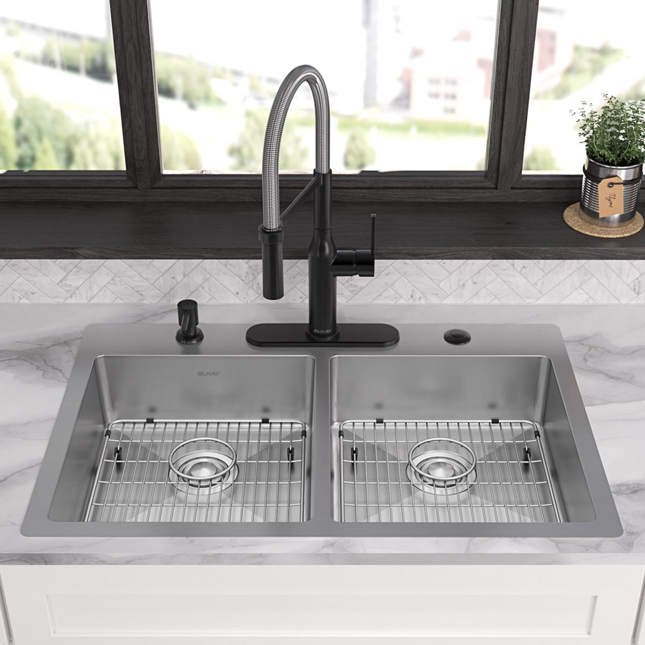 Elkay Crosstown 18 Gauge Stainless Steel 33" x 22" x 6", 5-Hole Equal Double Bowl Dual Mount ADA Sink Kit