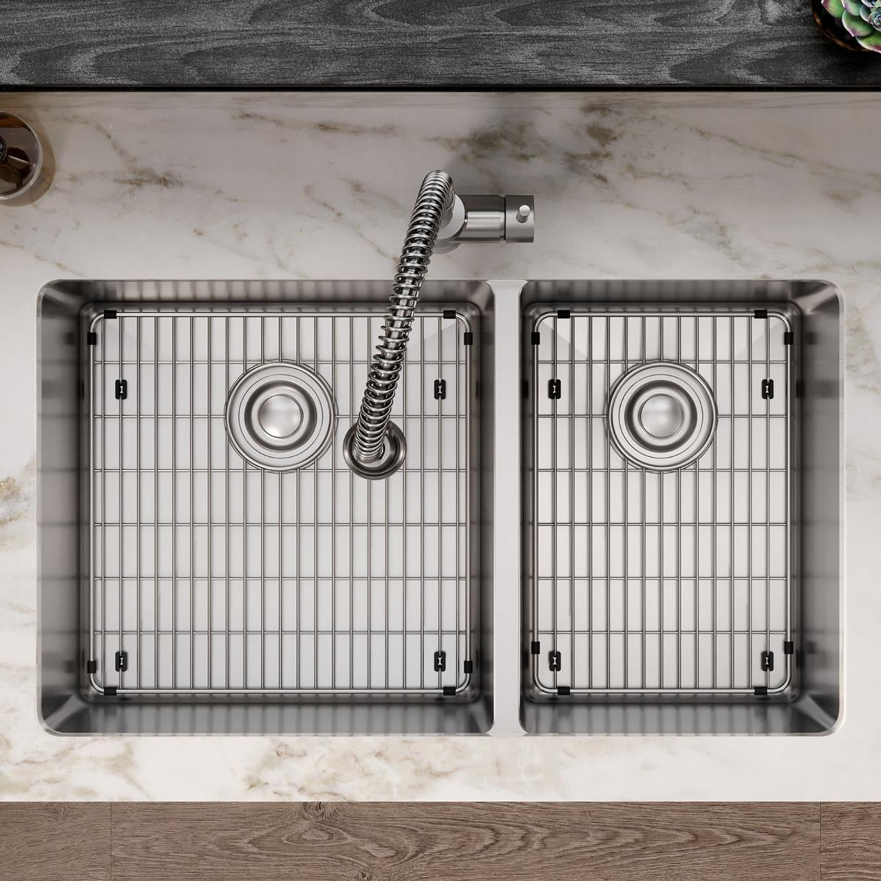 Elkay Crosstown 18 Gauge Stainless Steel 31-1/2" x 18-1/2" x 9" 60/40 Double Bowl Undermount Sink Kit