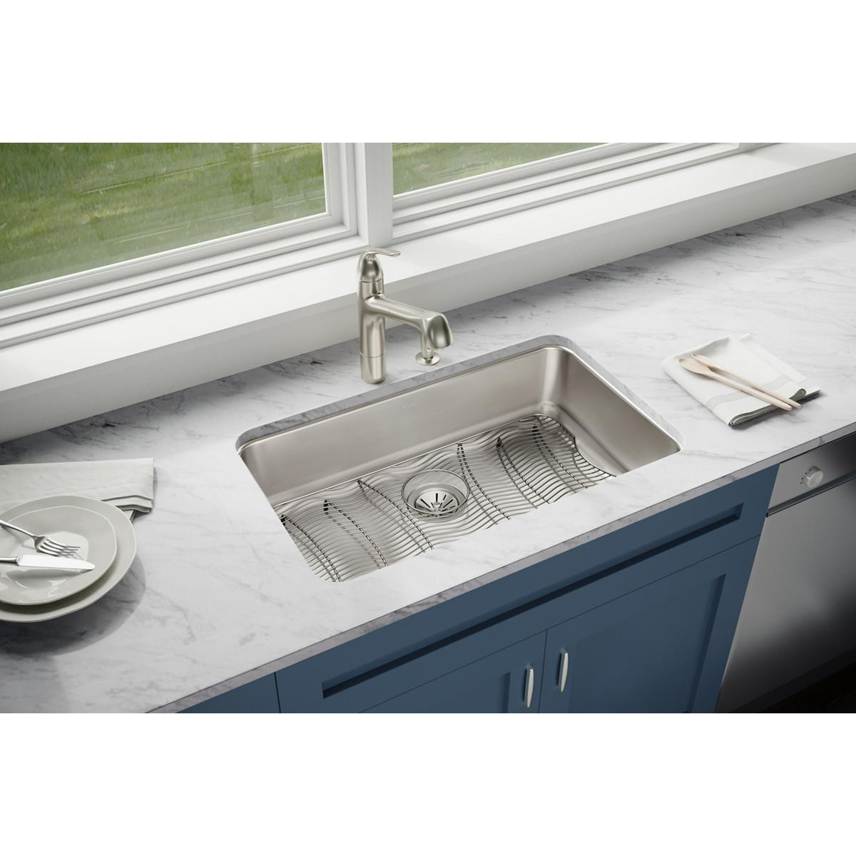 Elkay Lustertone Classic Stainless Steel, 30-1/2" x 18-1/2" x 7-1/2" Single Bowl Undermount Sink Kit