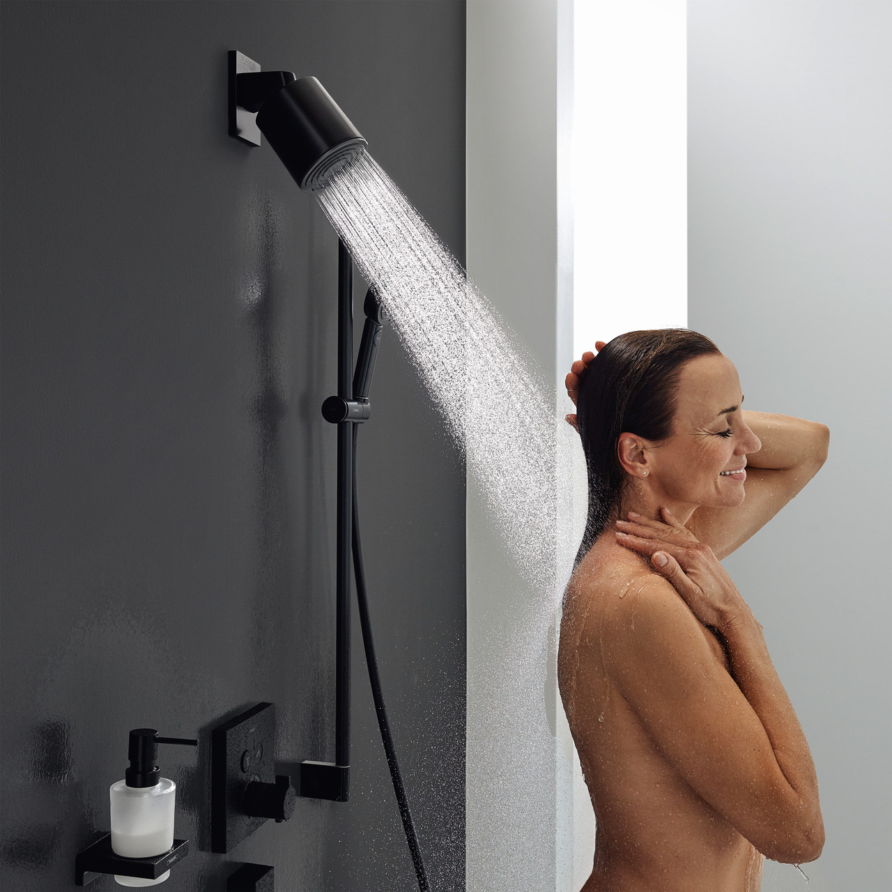 Hansgrohe 24132671 Pulsify S Shower Head 105 1-Jet, 1.75 GPM in Matte Black