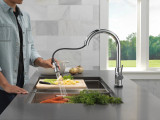 Delta Trinsic VoiceIQ Kitchen Faucet with Touch2O with Touchless Technology in Chrome - 9159TLV-DST