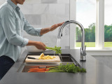 Delta Trinsic VoiceIQ Kitchen Faucet with Touch2O with Touchless Technology in Chrome - 9159TLV-DST