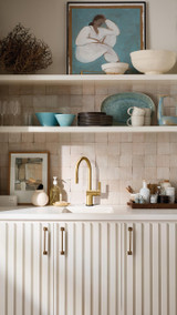 Moen Cia Pulldown Kitchen Faucet with Power Boost Includes Optional Accents in Brushed Gold - 7622BG