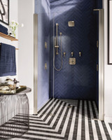 Moen Voss 6 Inch Single Function Rainshower Showerhead with Immersion Technology in Brushed Nickel - S6365BN