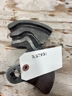 R27831 John Deere Shift Cam