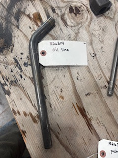 R26314 John Deere Inlet oil tube