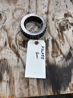 R26255 John Deere Shifter Gear Front