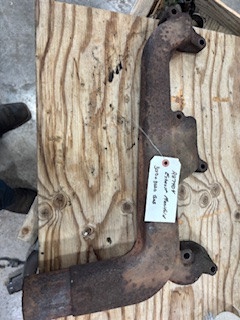 R27404 John Deere Exhaust Manifold