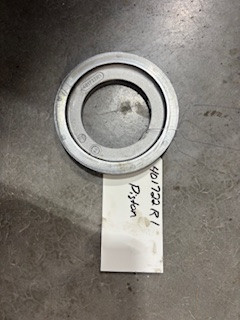 401722R1 CLutch Piston