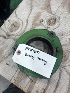 AR27247 John Deere rear seal quill