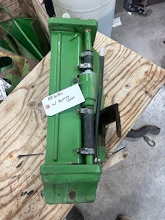 AR31150 JOhn Deere Oil Cooler