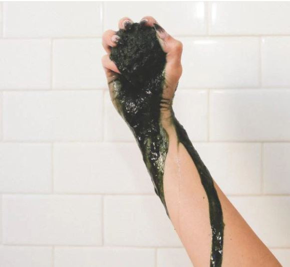 Kush Queen Bath Bomb Black Magic 250mg