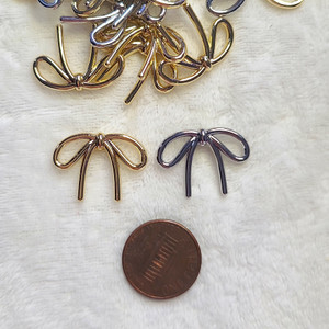 metal ribbon bow