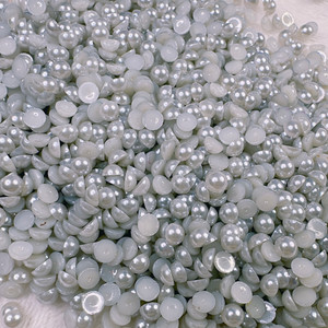 Light grey pearls