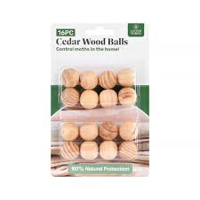 Living Today Cedar Wood Balls (16pk)
