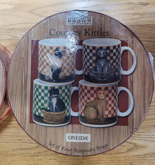 Set of 4 Oneida "David Carter Brown" Collection Country Kittens Stoneware Mugs - Pre Owned In Original Box