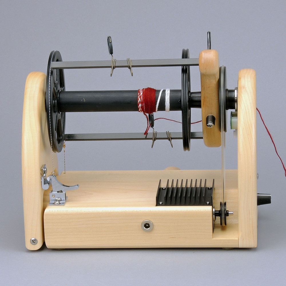 Because of the larger motor, the HansenCrafts miniSpinner Pro has a larger motor sheave.