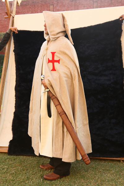 crusader cloak white wool medieval cloak for crusader uniform