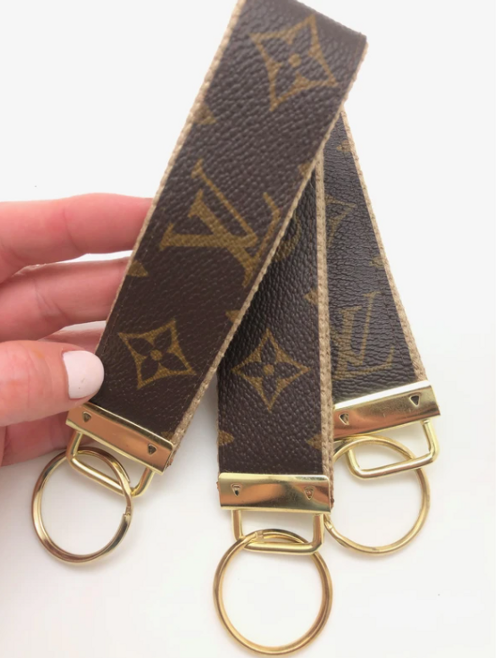magasin hoste Airfield Repurposed LV Wristlet Keychain - Scout and Molly's Columbia