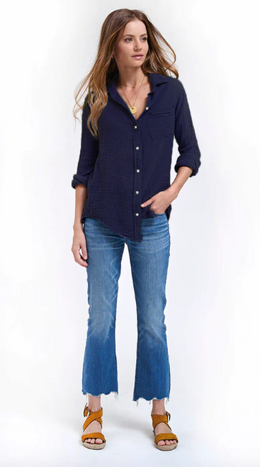 Boyfriend Shirt in Navy Gauze