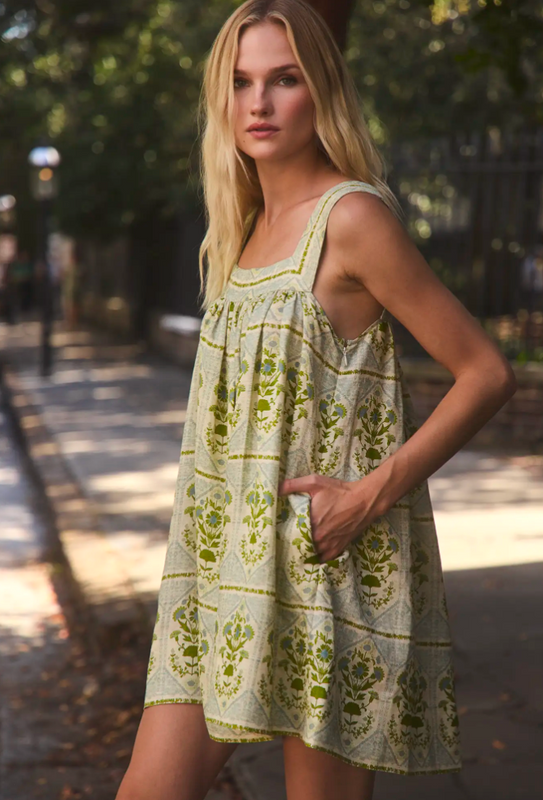 Tipper Dress Trellis