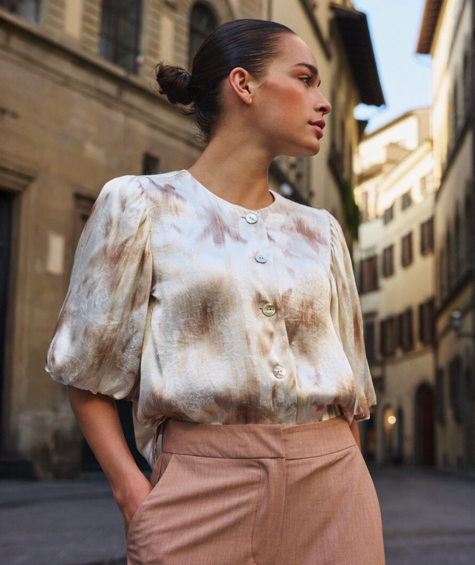 Blouse Balloon Sleeve in Scarlet Flowerpower