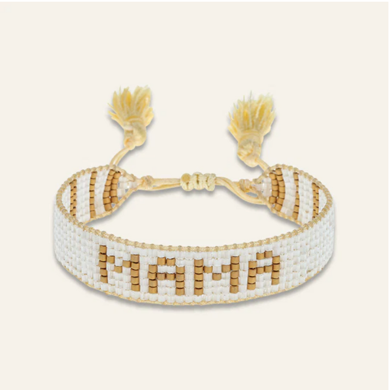 White and Gold MAMA Beaded Bracelet
