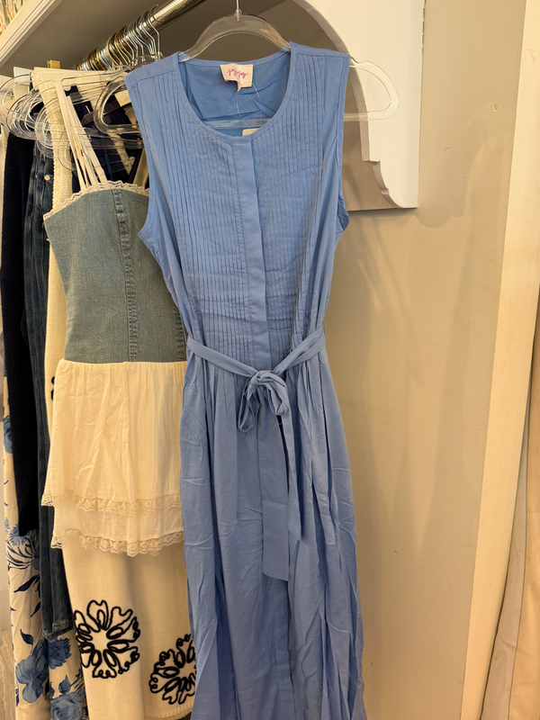 Mini Pleated Midi in Light Blue