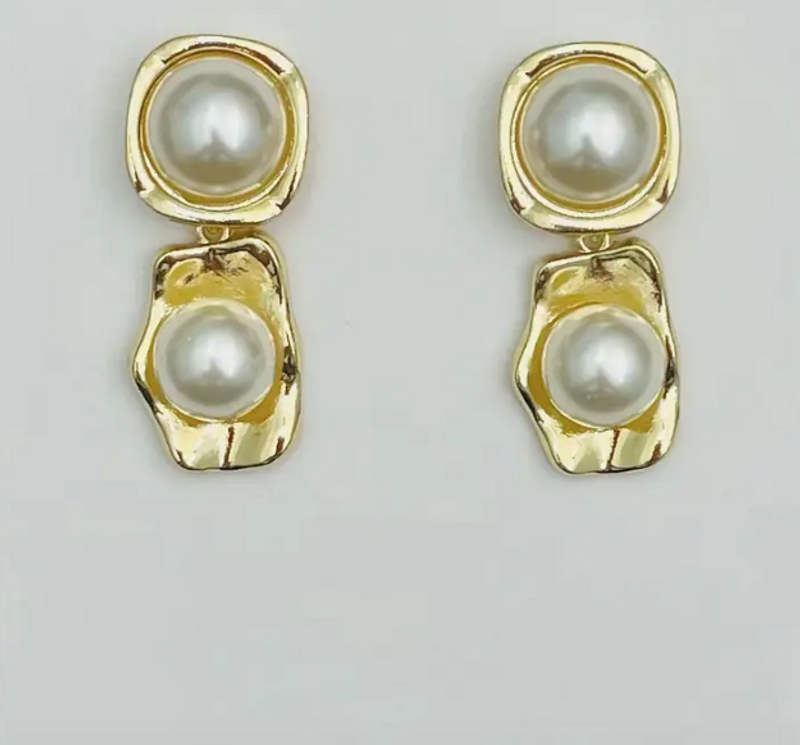 Pearl Dangle Clip On Earrings