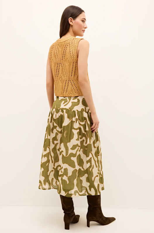 Owens Skirt in Galapagos