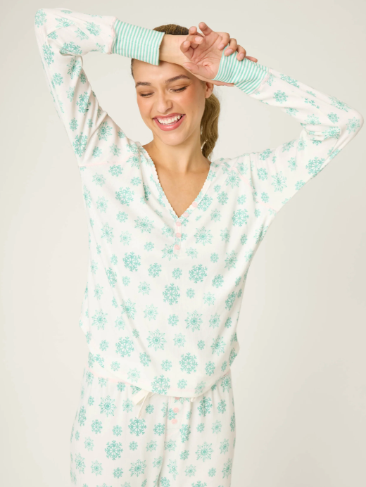 Long Sleeve Snowflake Wishes