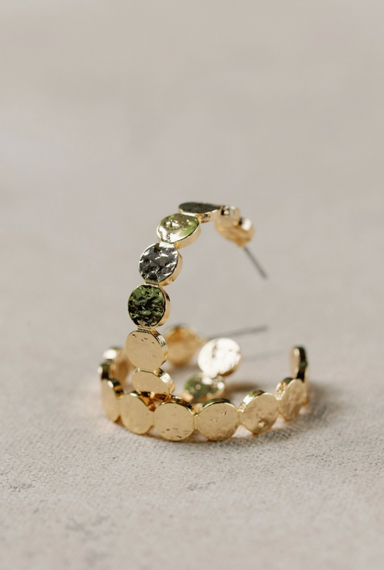 1 Inch Hammered Gold Scalloped Earrings