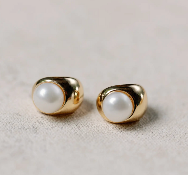 Pearl Mini Huggie Hoop