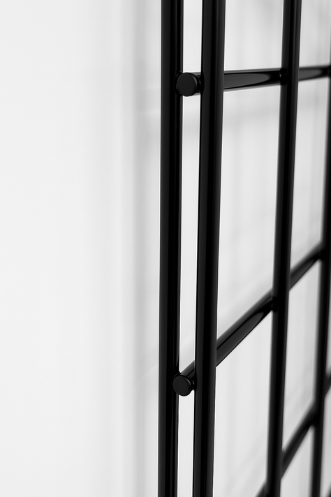 6ft Black /Chrome Corner Grid Mesh Display Unit With 4 Shelves– Heavy Duty