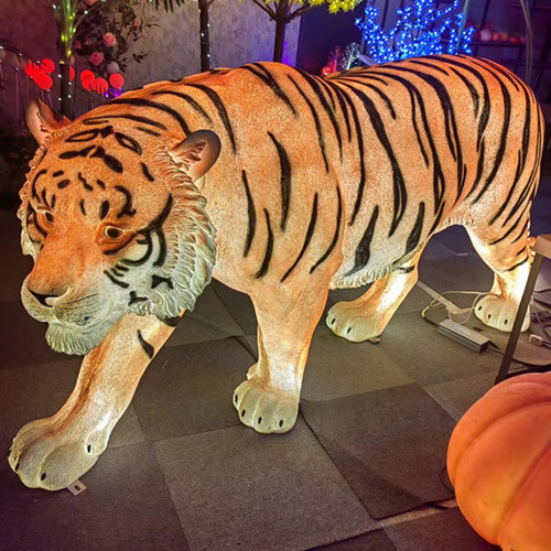 110"L x 24" W x 43" H Fiberglass Lighted Tiger