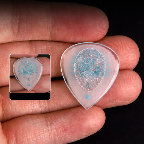 GearXXX FOX Nine-Tails Aurora KOMJ Guitar Pick