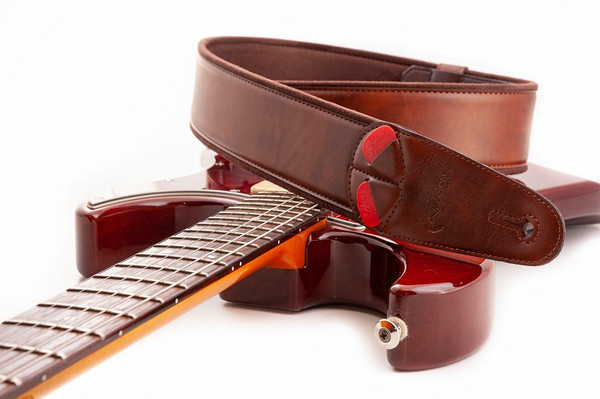 RightOn! Mojo Collection Charm-60 Brown Guitar Strap RightOn! Mojo Collection Charm-60 Brown Guitar Strap