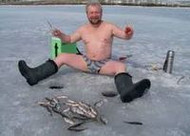 This Bloke Loves his Fishing-eeeewwwwww!!!!!