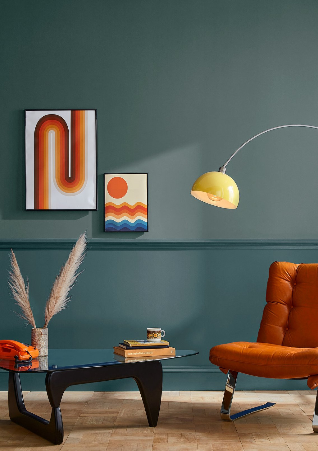1946 Paint - 108706_ROOMSET_1946_03.jpg