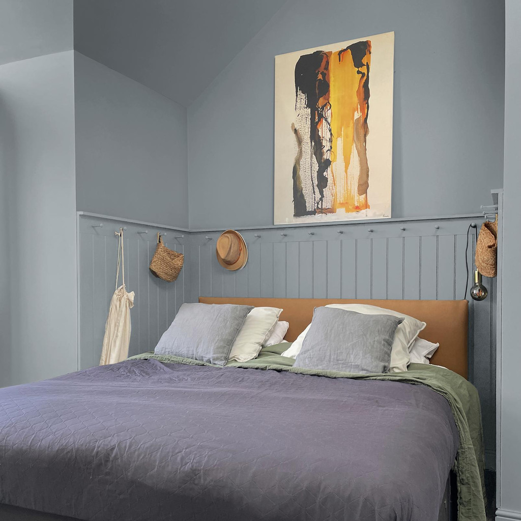 Axel Paint - 108858_ROOMSET_01.jpg