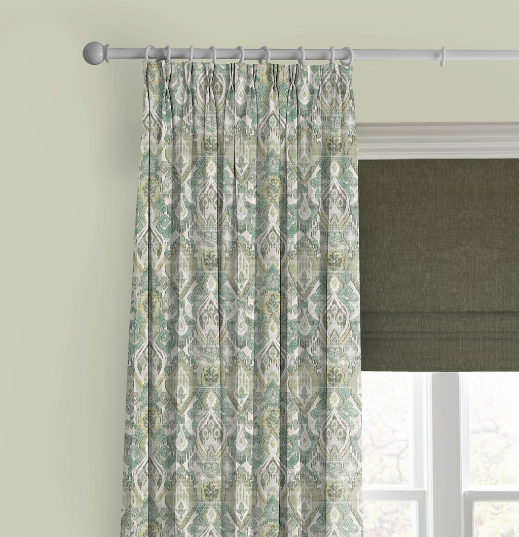 Daraee Tapestry Green Curtain - 142566cur_CAMEO_01.jpg