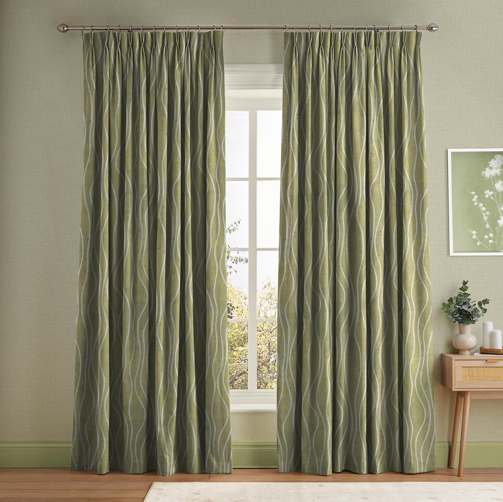 Amara Ivy Curtain - 142674cur_ROOMSET_01.jpg