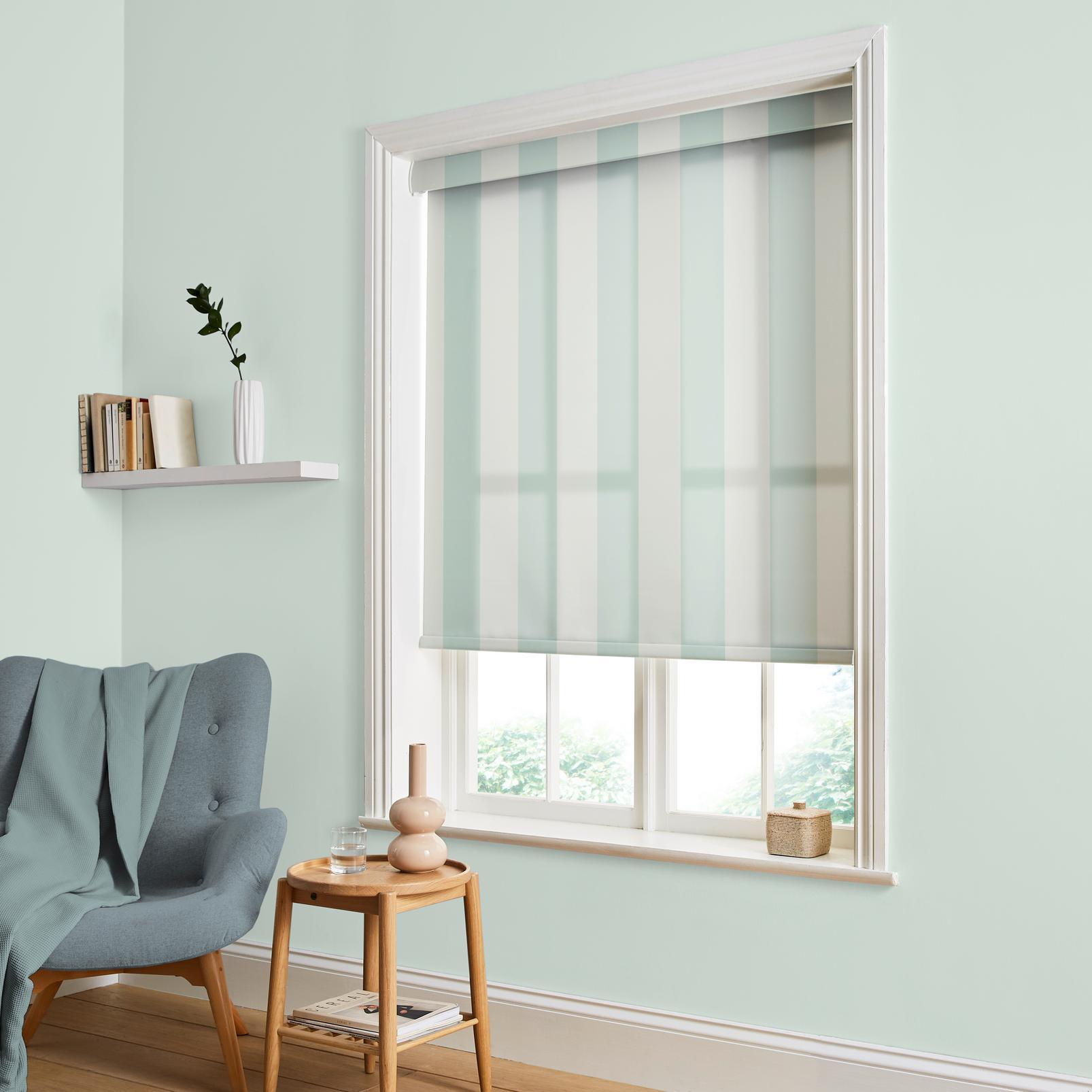 Équilibre Stripe Light Blue Roller Blind Équilibre Stripe Light Blue Roller Blind