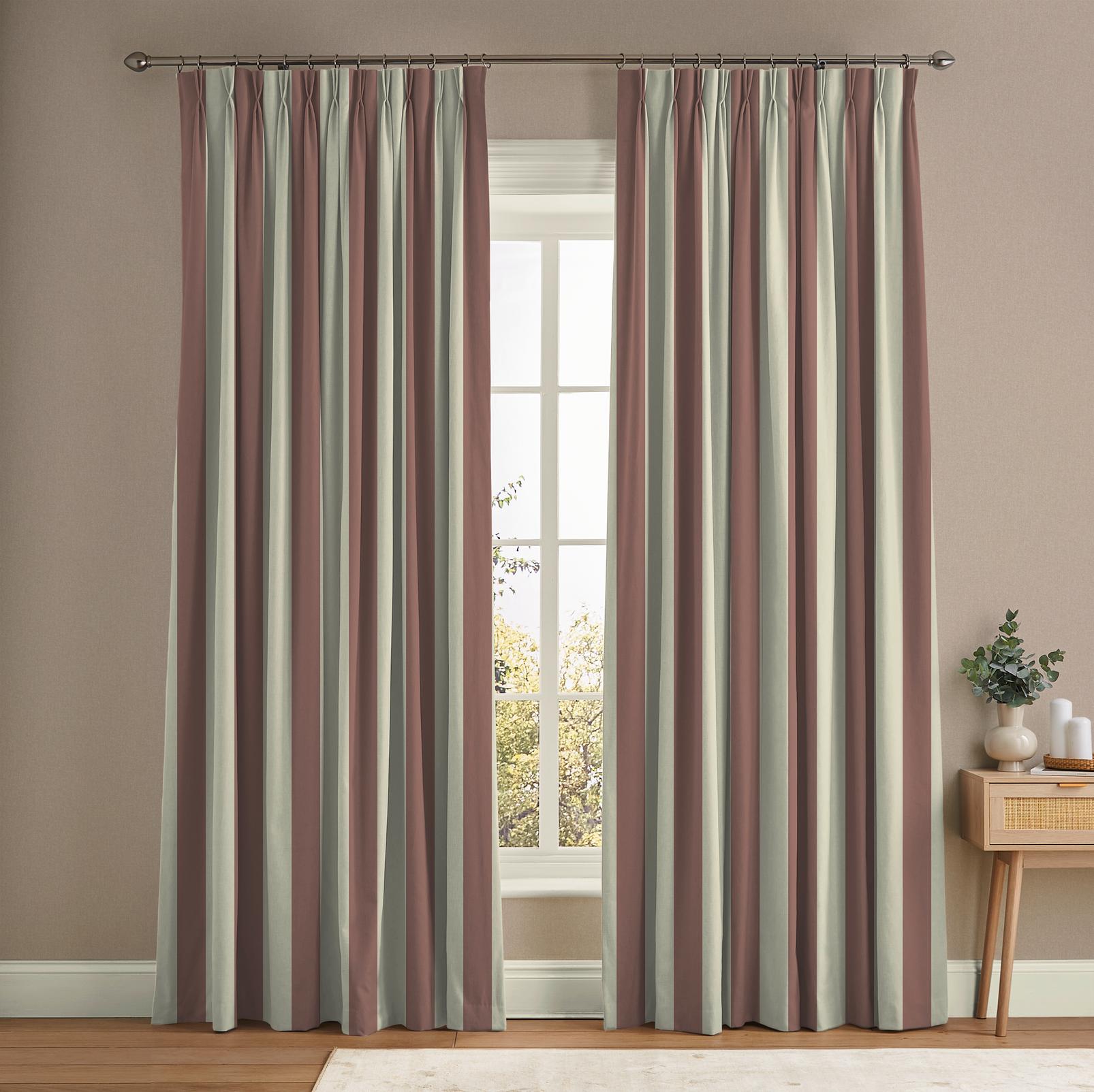 Équilibre Stripe Mauve Curtain