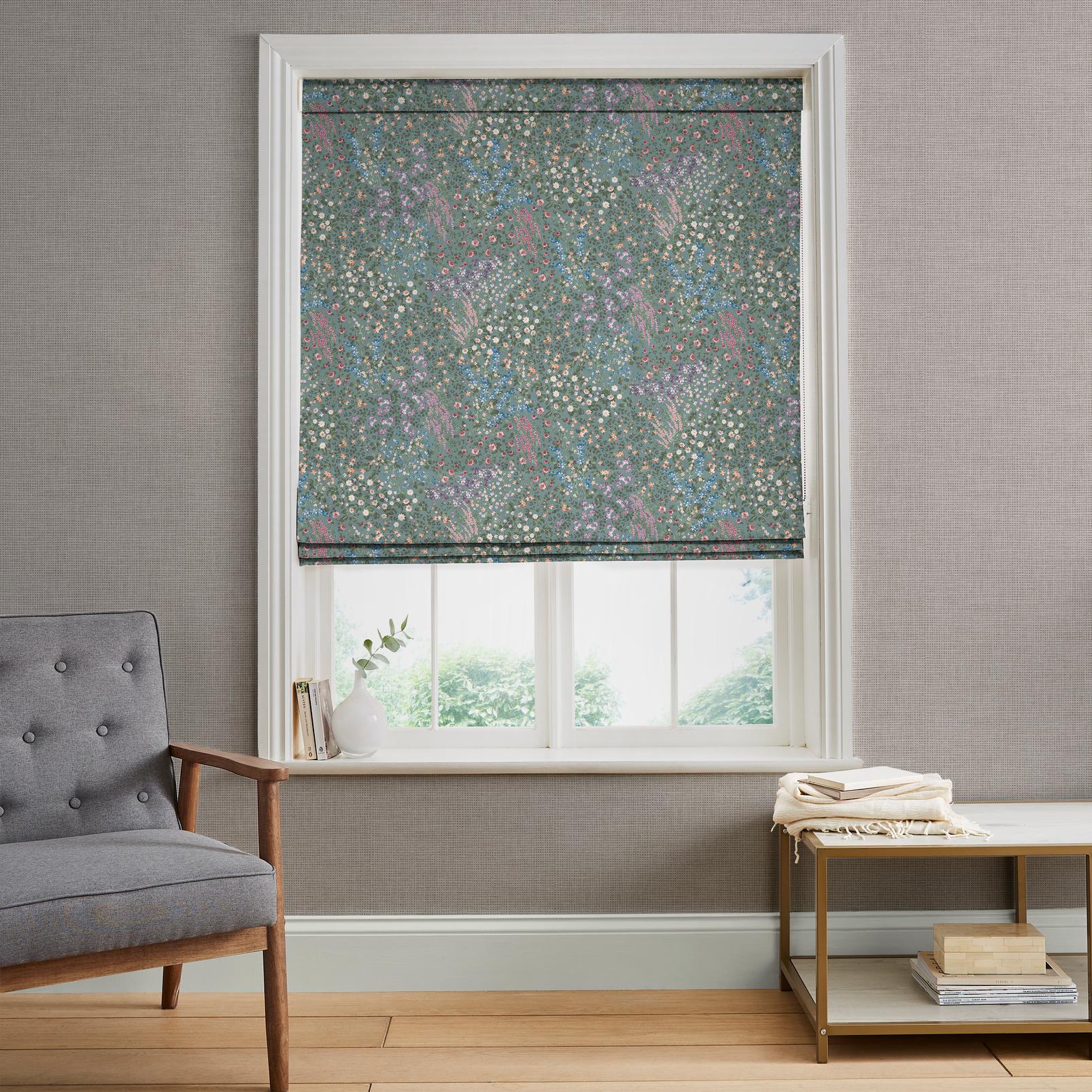 Painterly Flora Green Roman Blind