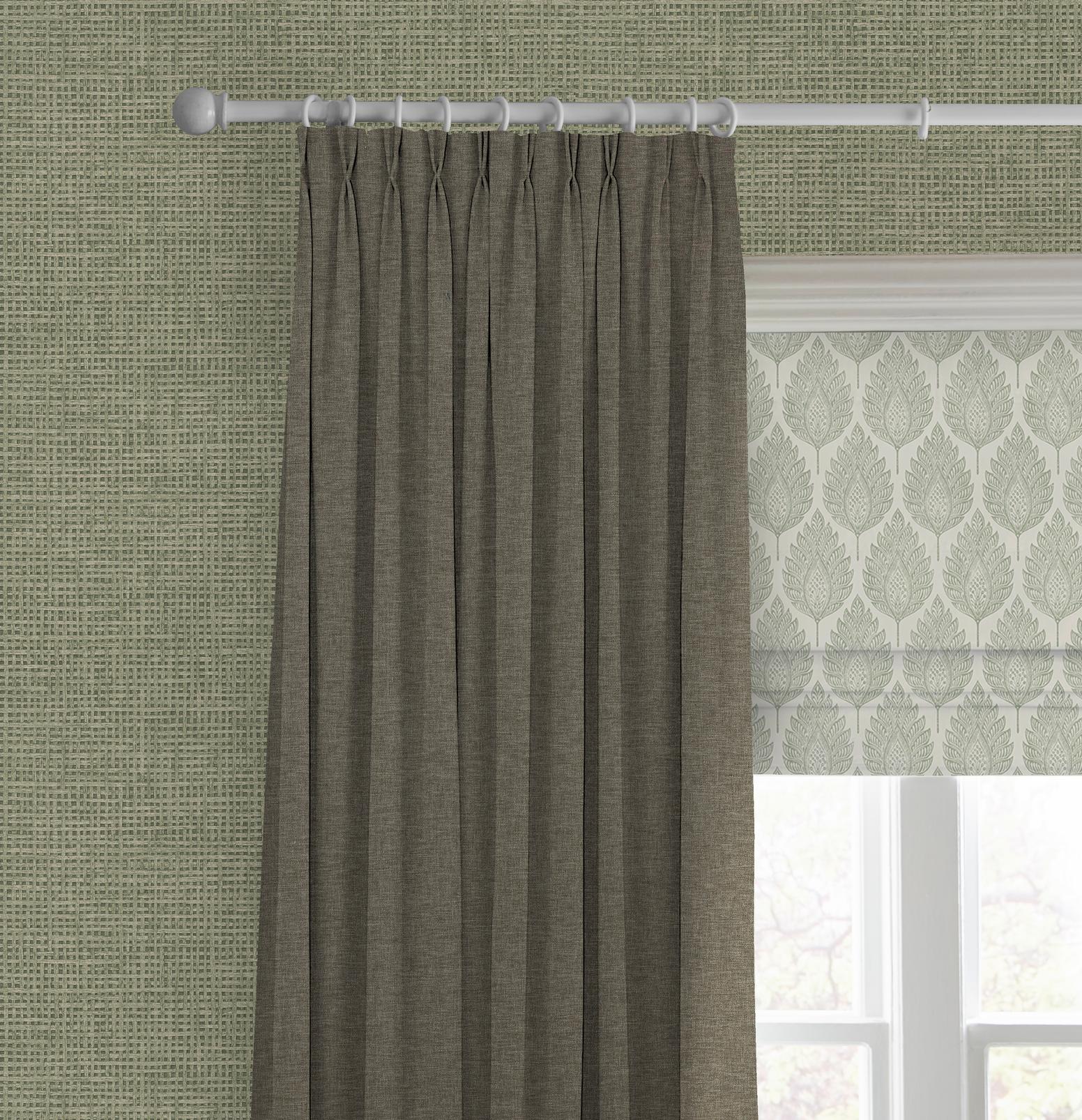 Flame Leaf Green Roman Blind