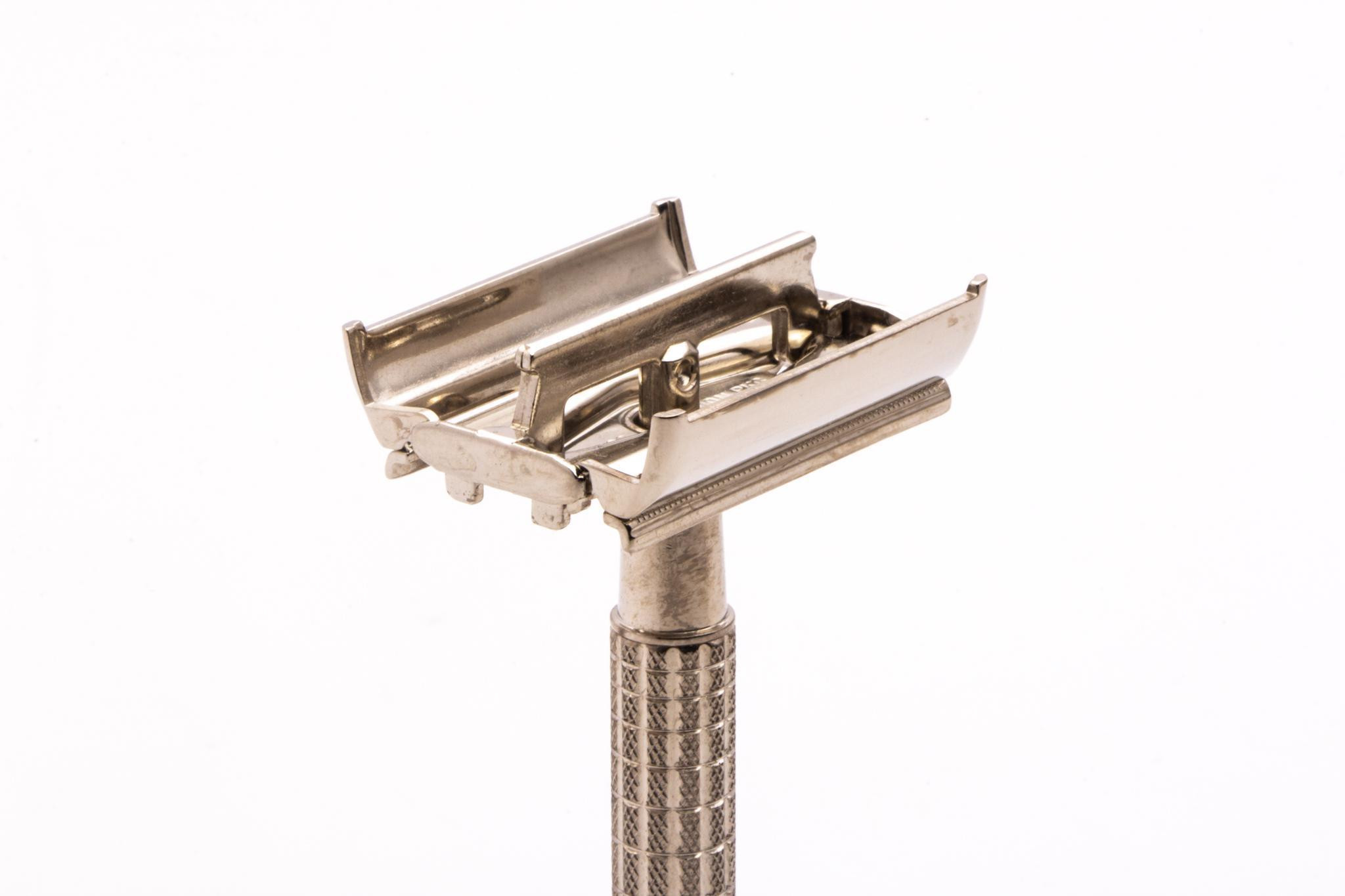 1965 K1 Gillette Flare Tip Super Speed Safety Razor Factory