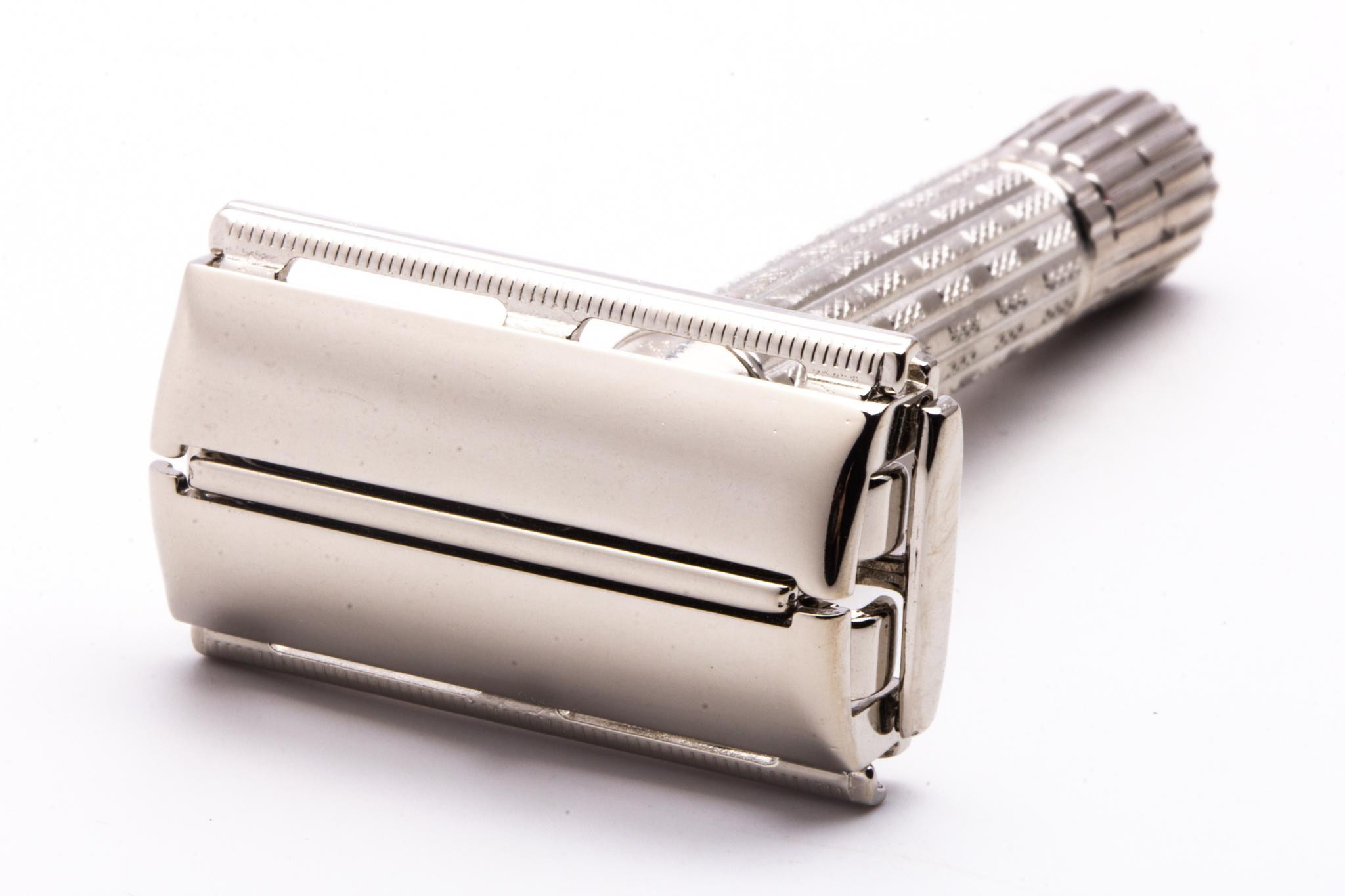 1958 D4 Gillette Flare Tip TTO Super Speed Safety Razor | Factory