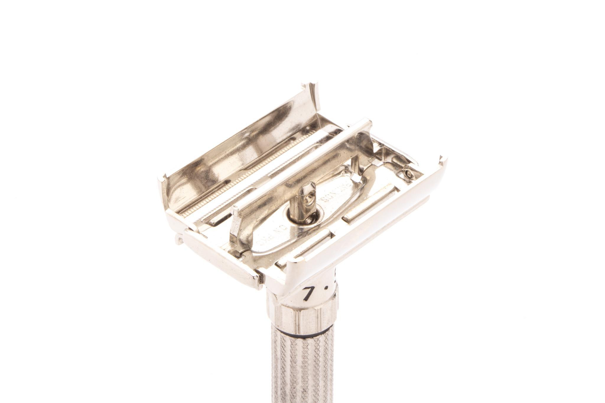 1960 F4 Gillette Fatboy Adjustable TTO Double Edge Safety Razor